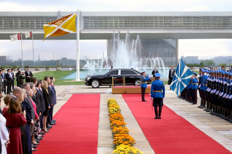 Montaña mit großem Empfang in Severanien begrüßt
